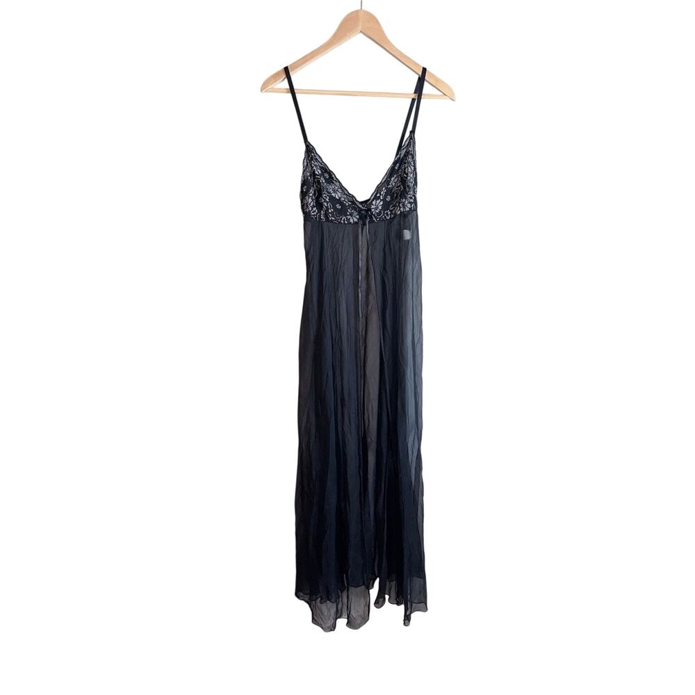 Vintage Petra fashions black long slip large 100% nylon USA made undergarment